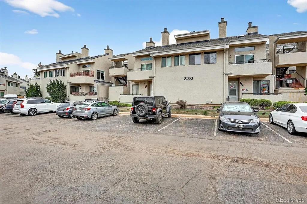 1830 Newland Court Lakewood CO 80214