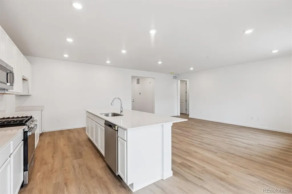 24720 E 42nd Avenue Aurora CO 80019