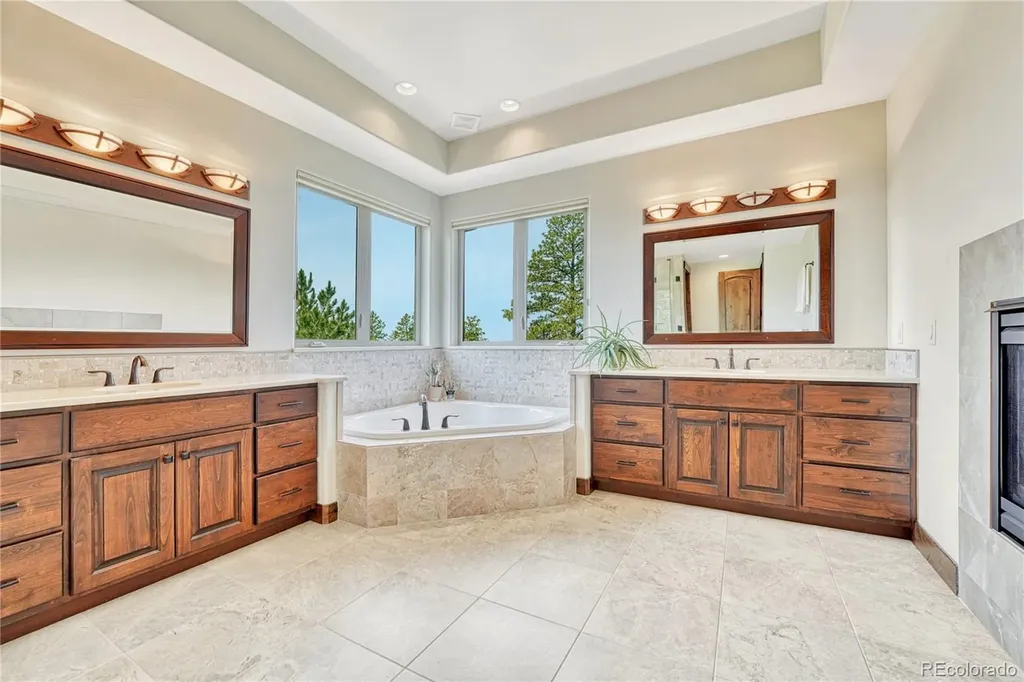 5656 Majestic Oak Way Parker CO 80134
