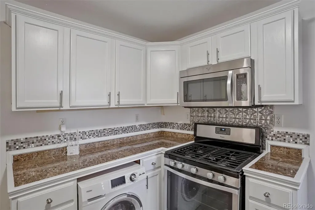 3089 W 18th Avenue Denver CO 80204