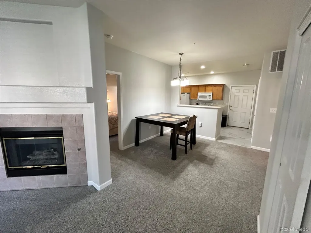 3912 S Carson Street Aurora CO 80014