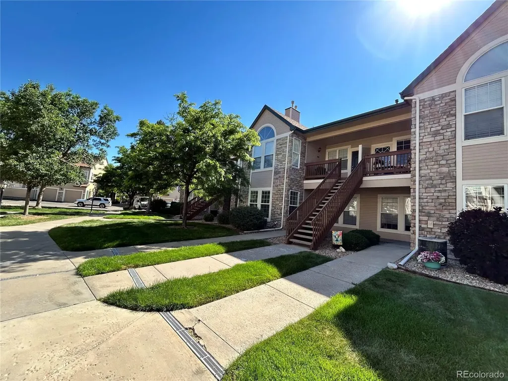 3912 S Carson Street Aurora CO 80014