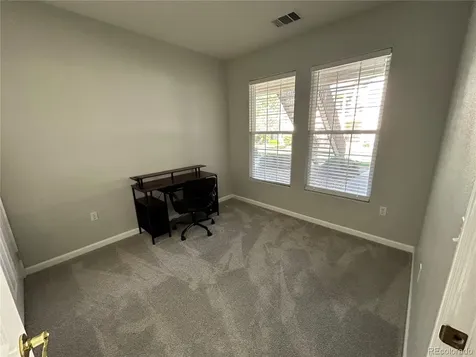 3912 S Carson Street Aurora CO 80014
