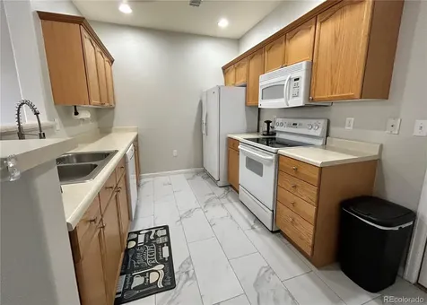 3912 S Carson Street Aurora CO 80014