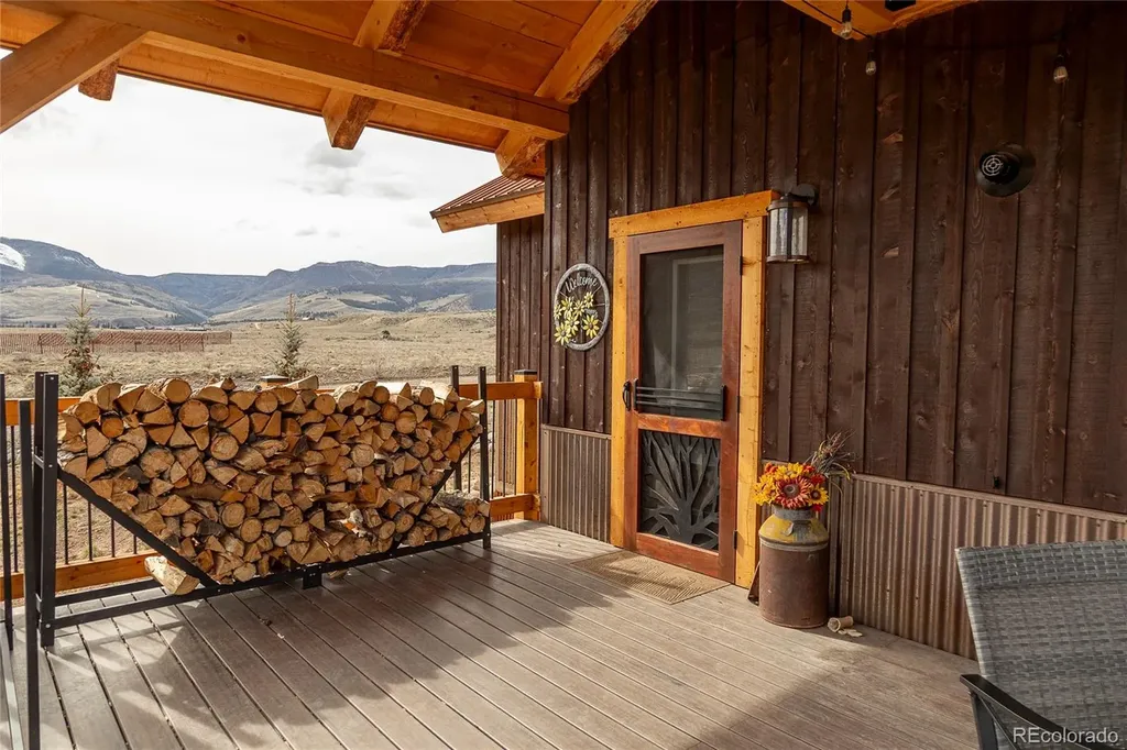 448 Homestake Drive Creede CO 81130