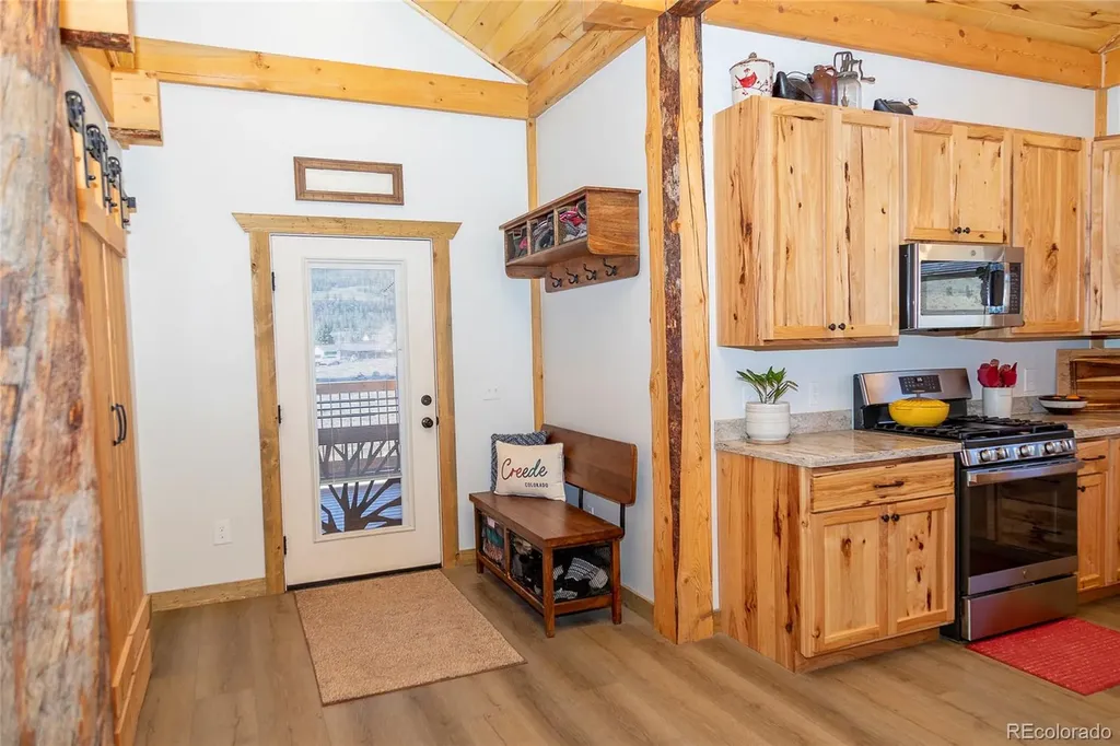 448 Homestake Drive Creede CO 81130