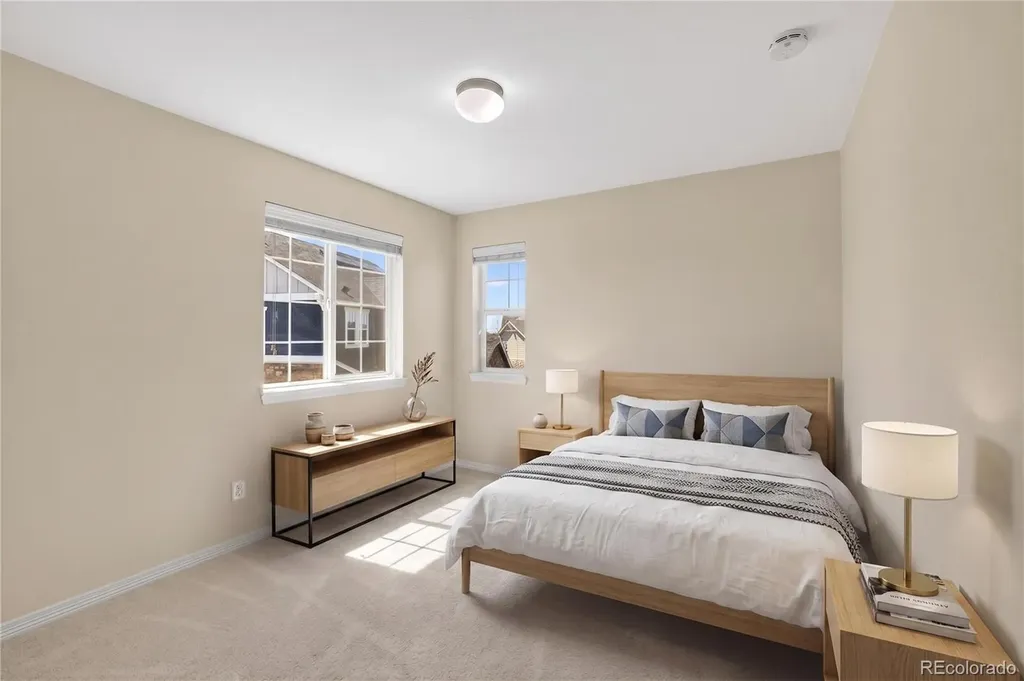 22 N Newcastle Court Aurora CO 80018