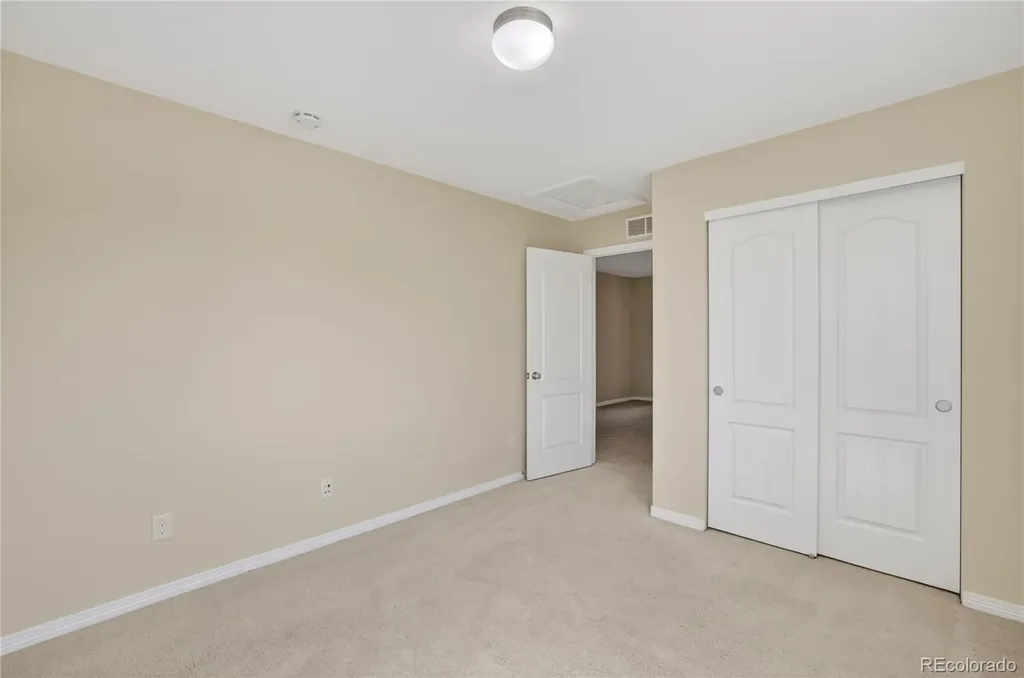 22 N Newcastle Court Aurora CO 80018