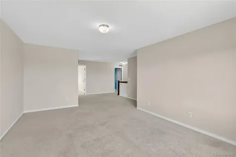 22 N Newcastle Court Aurora CO 80018