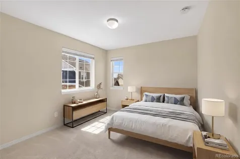 22 N Newcastle Court Aurora CO 80018