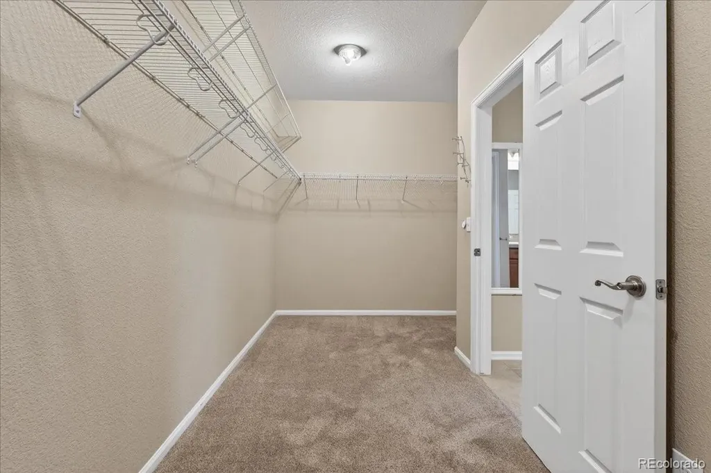 6333 S Jackson Gap Court Aurora CO 80016
