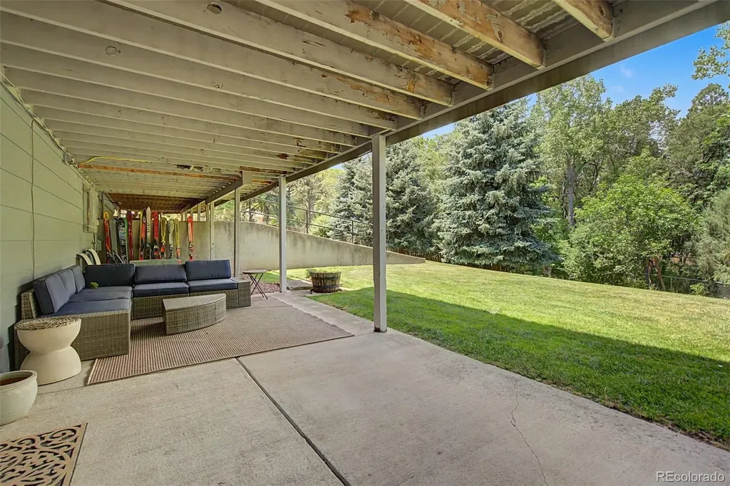 216 W Cheyenne Mountain Boulevard Colorado Springs CO 80906