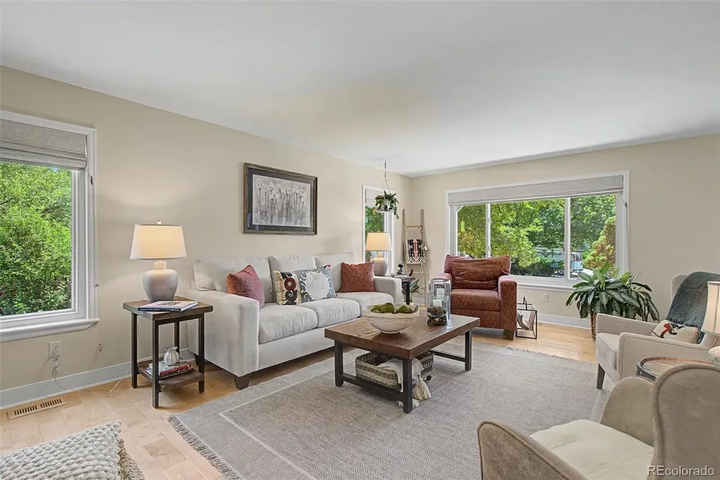 216 W Cheyenne Mountain Boulevard Colorado Springs CO 80906