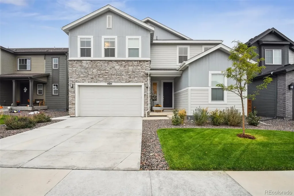 9989 Victor Street Commerce City CO 80022