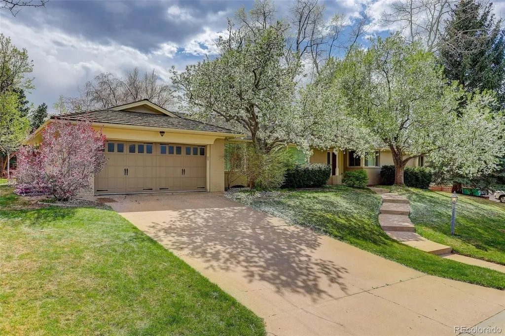 5724 E Oxford Avenue Cherry Hills Village CO 80111