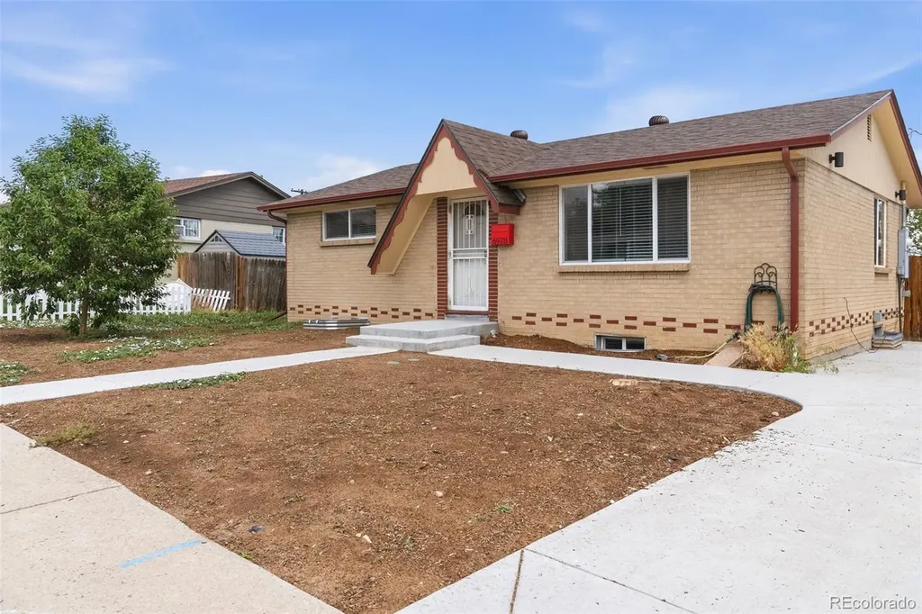 6978 Kidder Drive Denver CO 80221