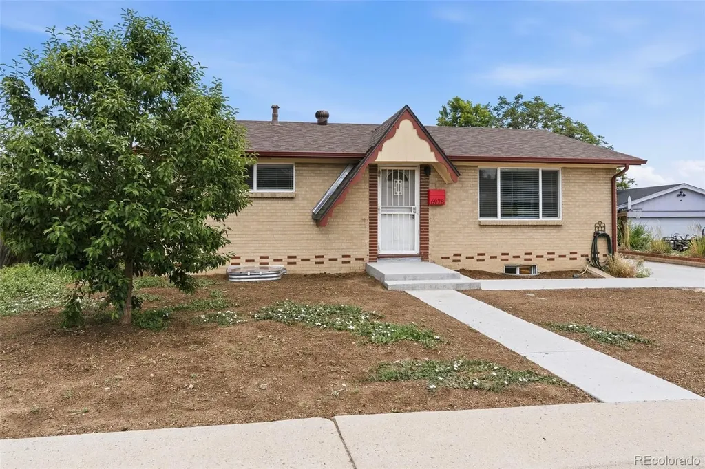 6978 Kidder Drive Denver CO 80221