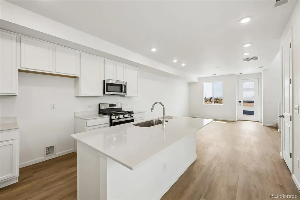 24131 E 30th Place Aurora CO 80019