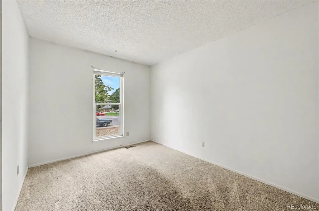 1123 S Lewiston Way Aurora CO 80017