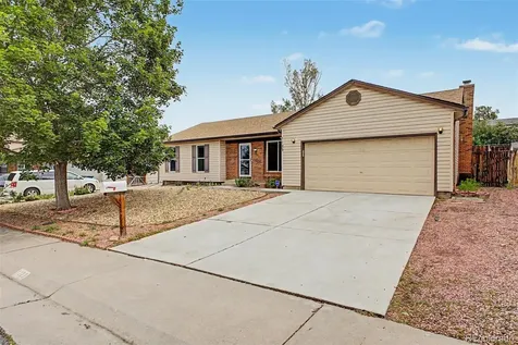 1123 S Lewiston Way Aurora CO 80017