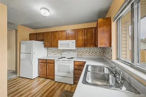 1123 S Lewiston Way Aurora CO 80017