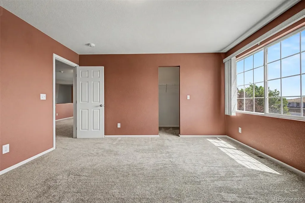 9833 Jasper Street Commerce City CO 80022