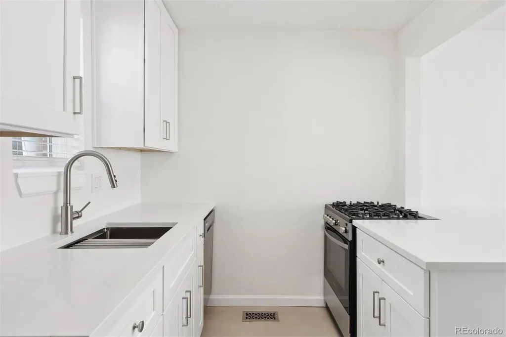 5929 E 14th Avenue Denver CO 80220