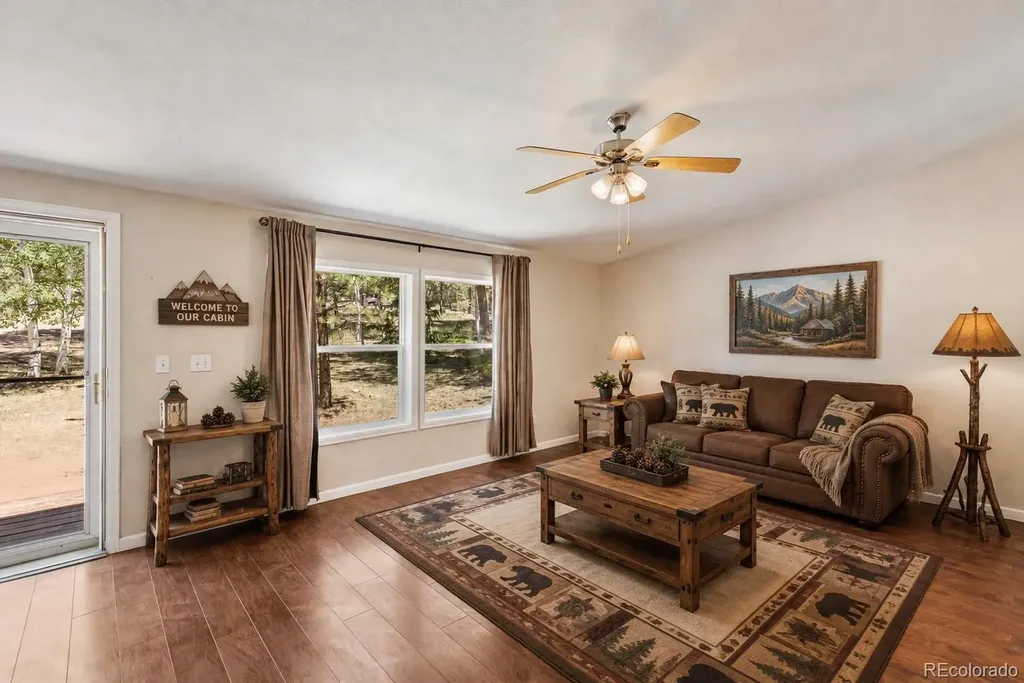 331 Rhyolite Lane Florissant CO 80816