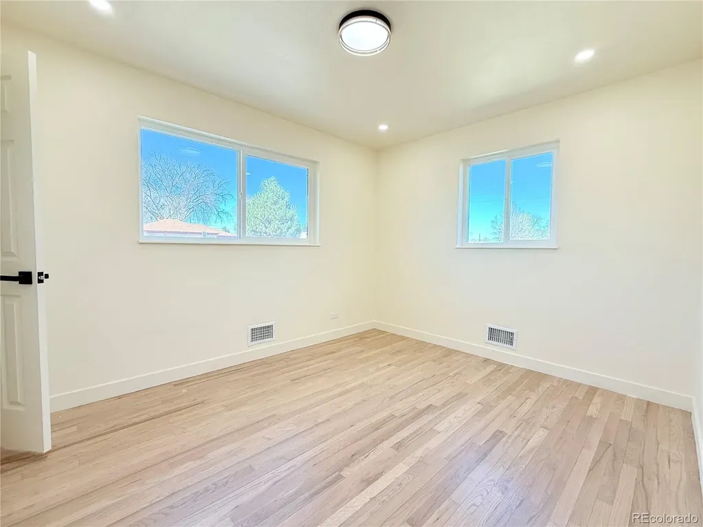 3280 Leyden Street Denver CO 80207