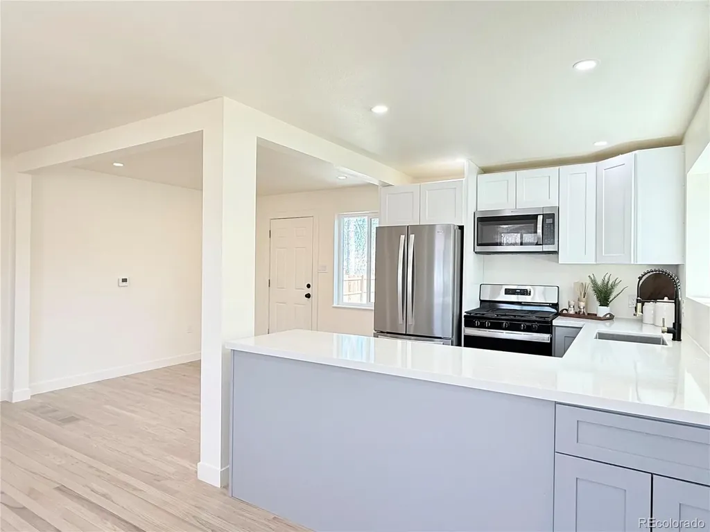 3280 Leyden Street Denver CO 80207