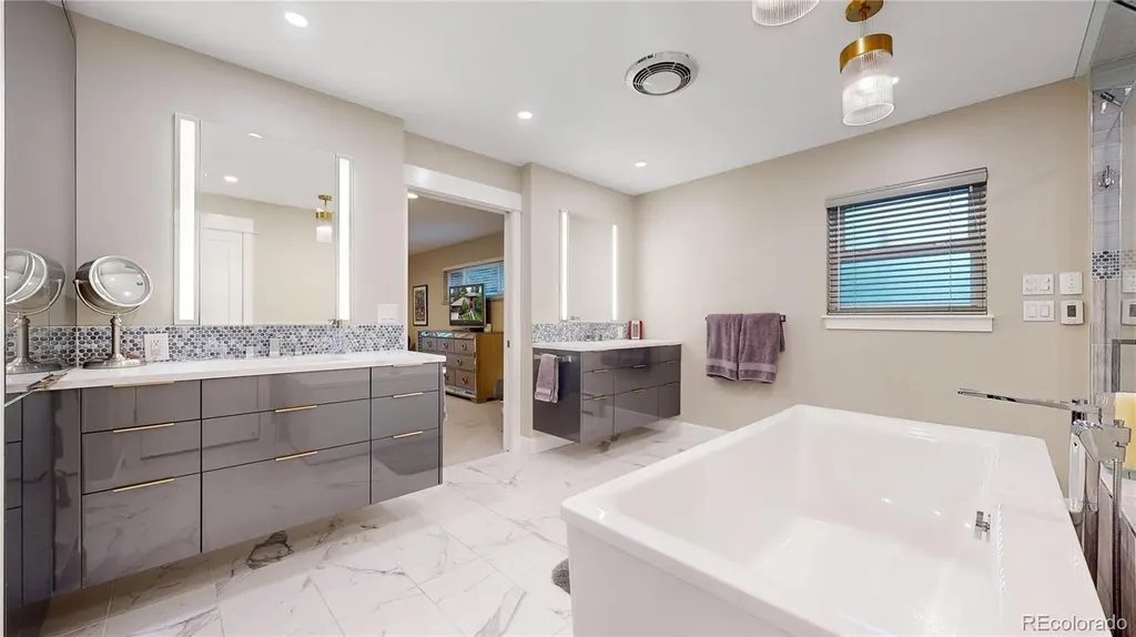 463 Locust Street Denver CO 80220