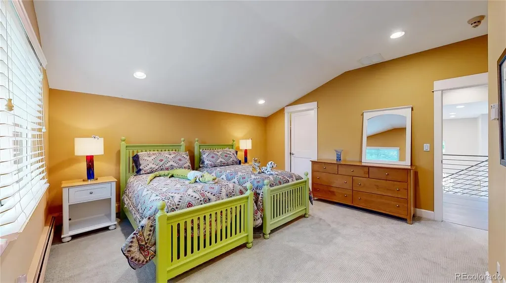463 Locust Street Denver CO 80220
