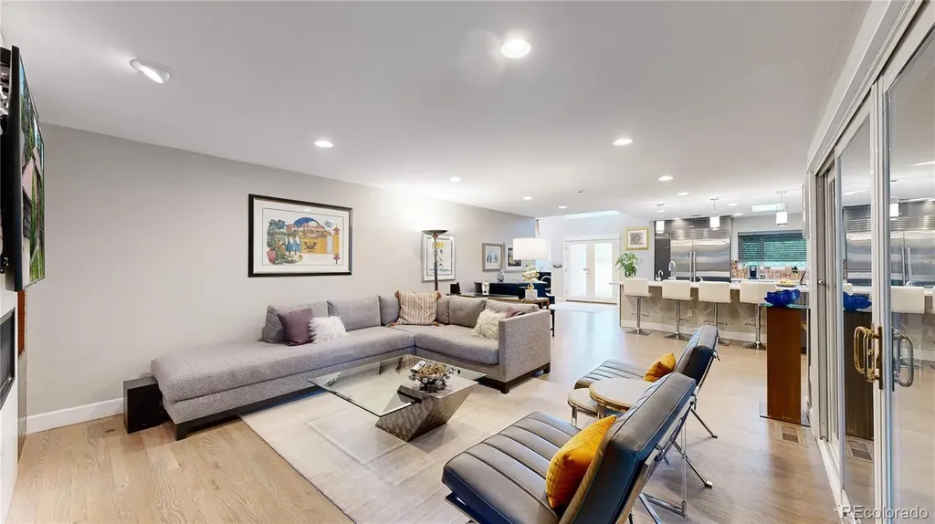 463 Locust Street Denver CO 80220