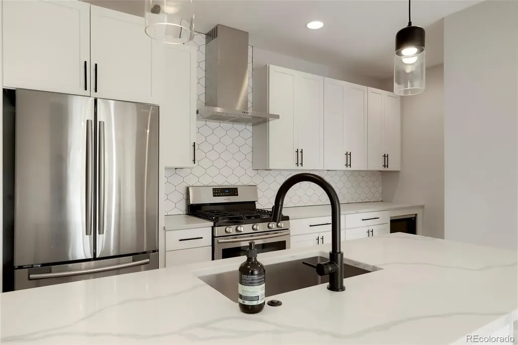 1385 Raleigh Street Denver CO 80204