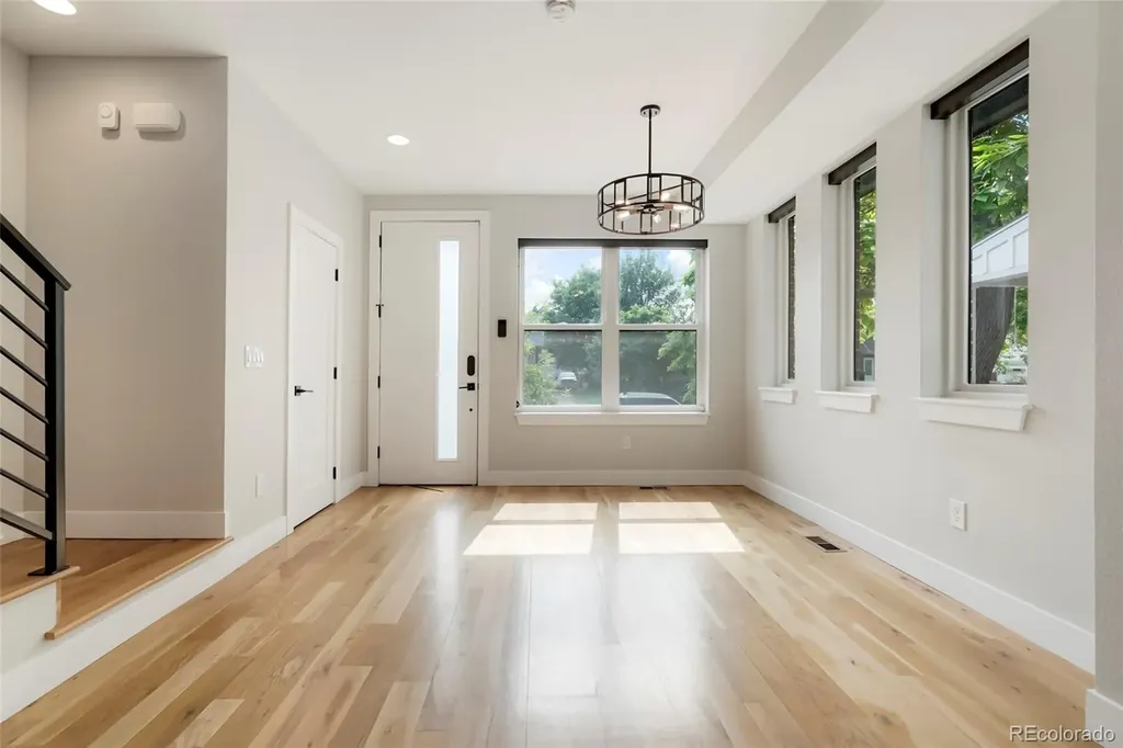 1385 Raleigh Street Denver CO 80204