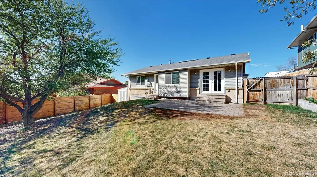 1988 S Devinney Street Lakewood CO 80228
