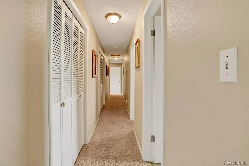 2316 Horseshoe Circle Longmont CO 80504