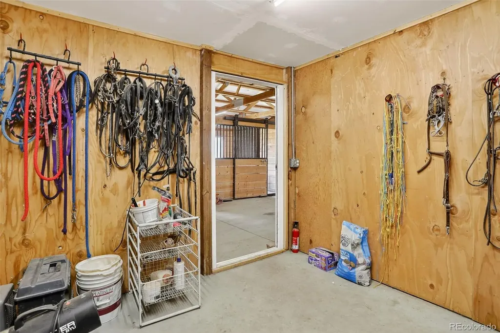 2316 Horseshoe Circle Longmont CO 80504