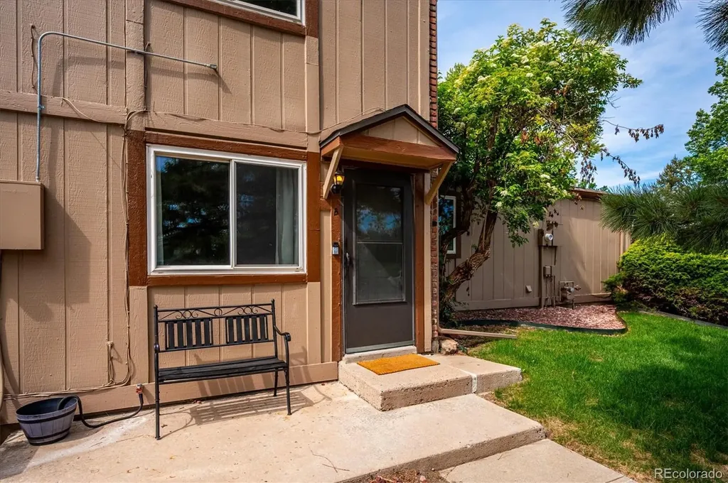 7700 W Glasgow Place Littleton CO 80128