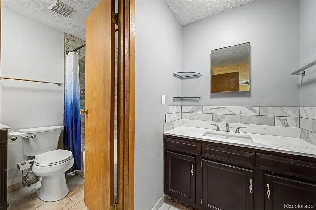 5884 W 93rd Avenue Westminster CO 80031