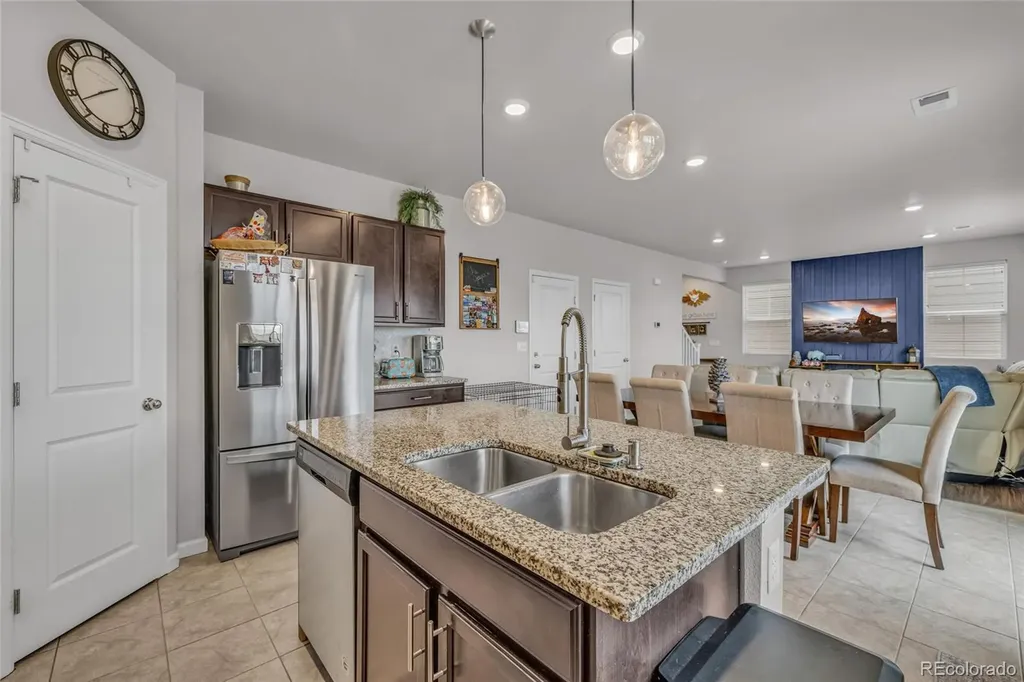 5433 Bauer Drive Longmont CO 80504