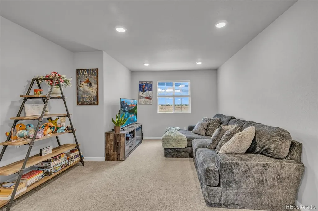 5433 Bauer Drive Longmont CO 80504