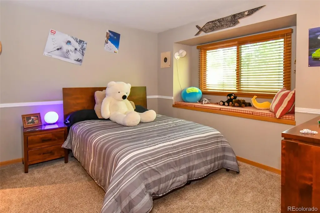25758 Summergreen Lane Golden CO 80401