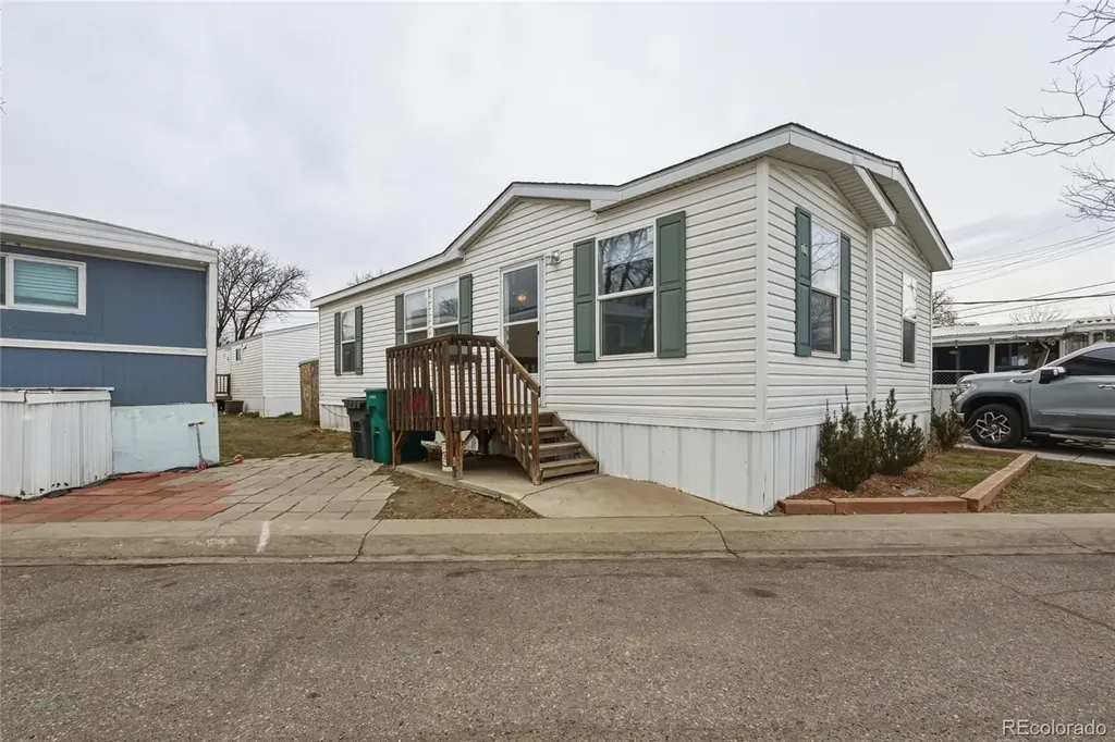 5250 W 53rd Avenue Arvada CO 80002