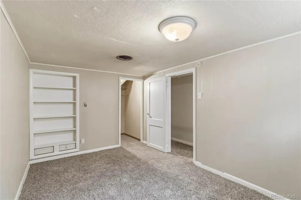 2380 Poplar Street Denver CO 80207