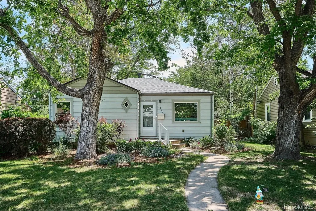 3912 S Cherokee Street Englewood CO 80110