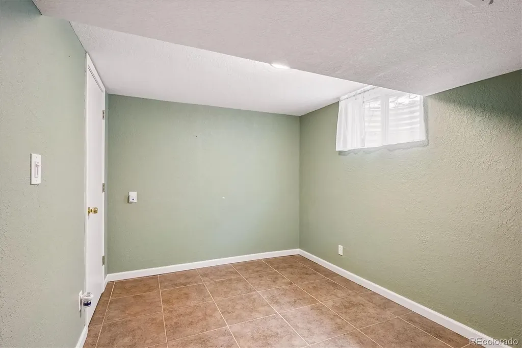 3912 S Cherokee Street Englewood CO 80110