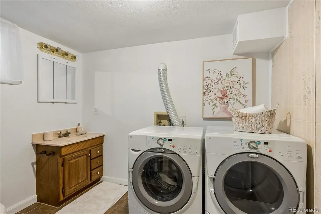 3912 S Cherokee Street Englewood CO 80110