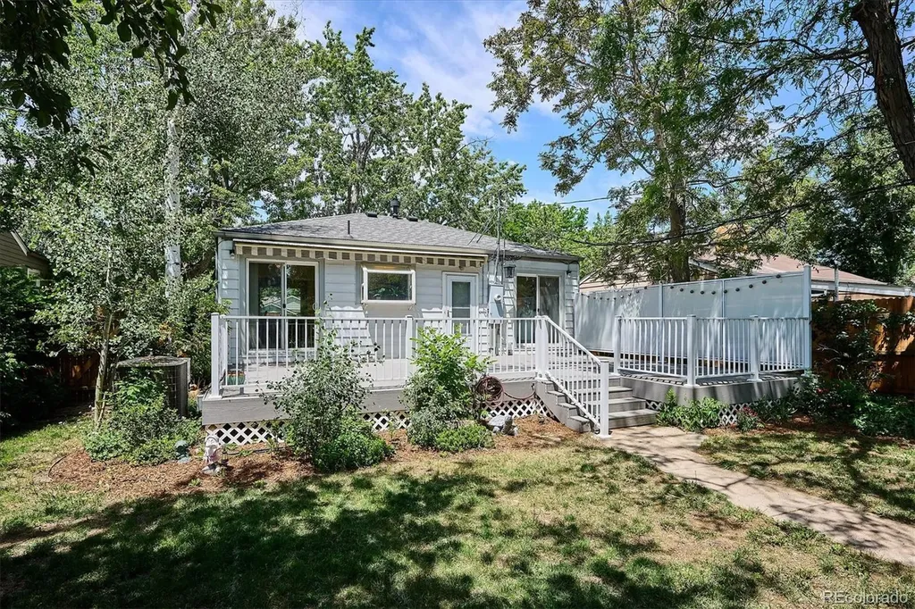 3912 S Cherokee Street Englewood CO 80110