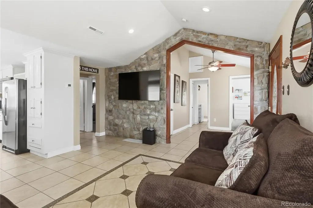 1141 S Raleigh Street Denver CO 80219